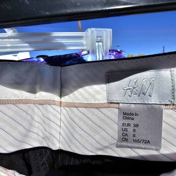 🆕️ H&M Slacks - Picture 2 of 6